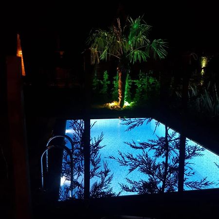 Teona Kartepe Bungalov Exteriör bild