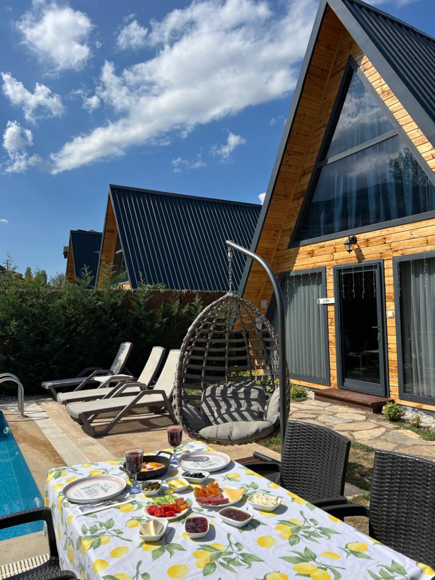 Teona Kartepe Bungalov Exteriör bild